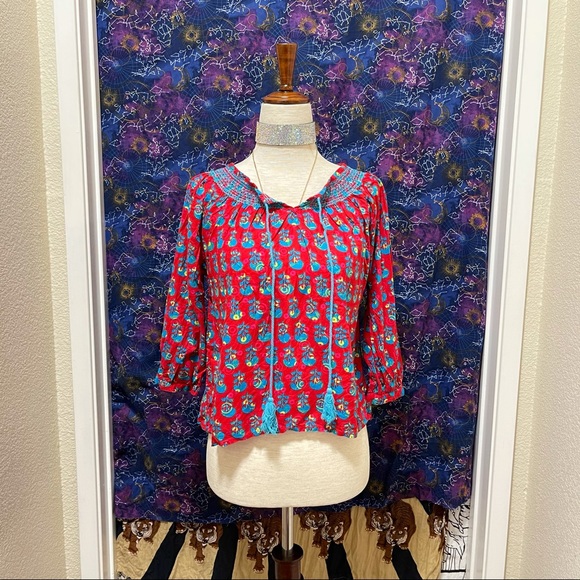 π Lovely bohemian vibrant top - Picture 3 of 12